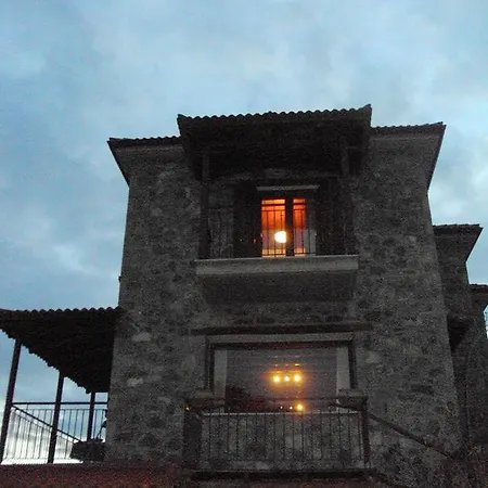 Casa de hóspedes Pantos Kairou Karkaloú