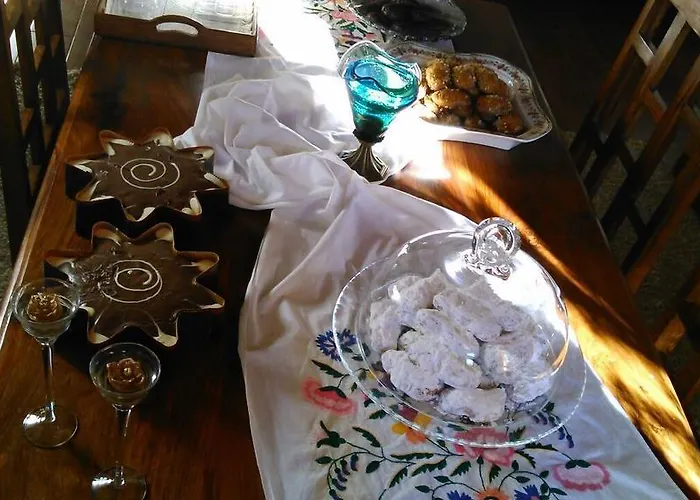 בית הארחה Pantos Kairou 3*